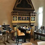 Le Régent Hotel
