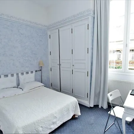 Le Regent Hotel
